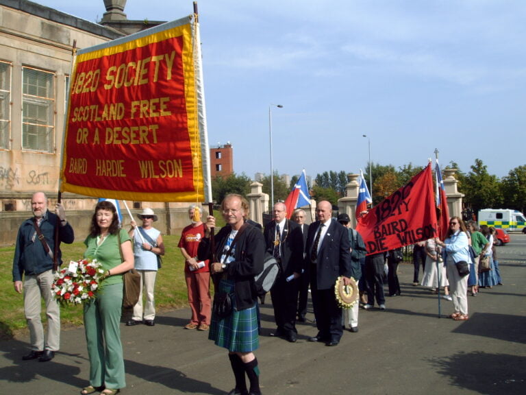 10. 1820 Society - annual ceremony to lay the wreath. Sighthill 2006 - Morgan McKinnon