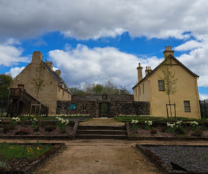 Come and Try Gardening at Provan Hall - Family Friendly