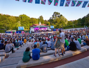 Photo of a gig at Kelvingrove bandstand